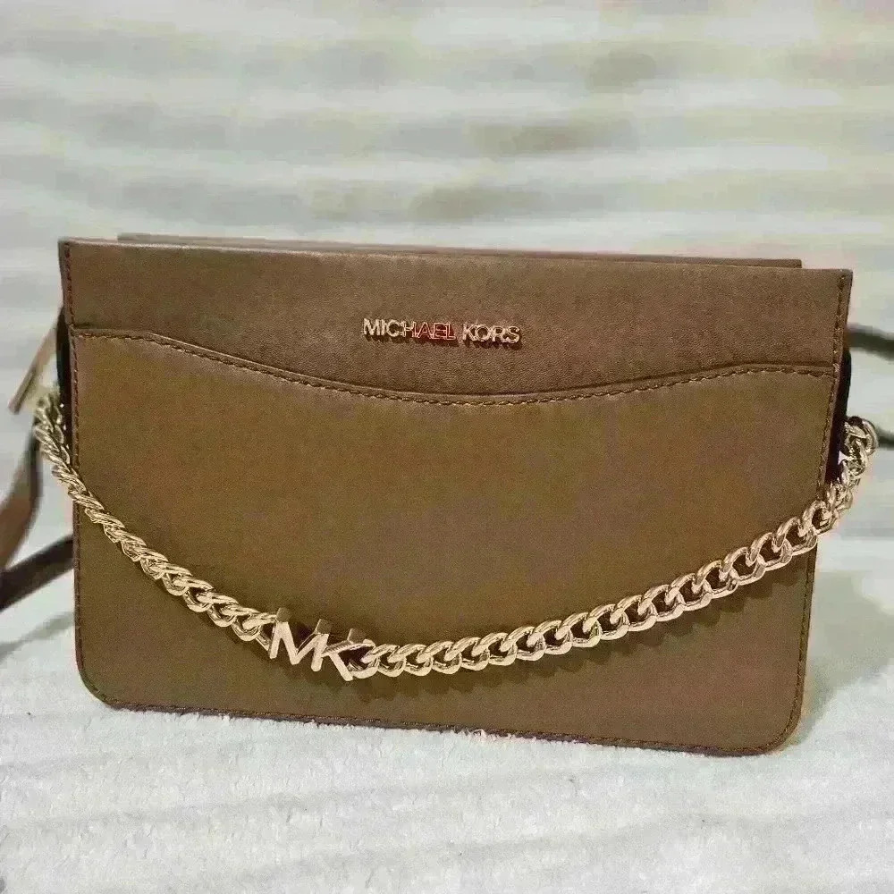 NWT Michael Kors Jet Set bag - Picture 3 of 9